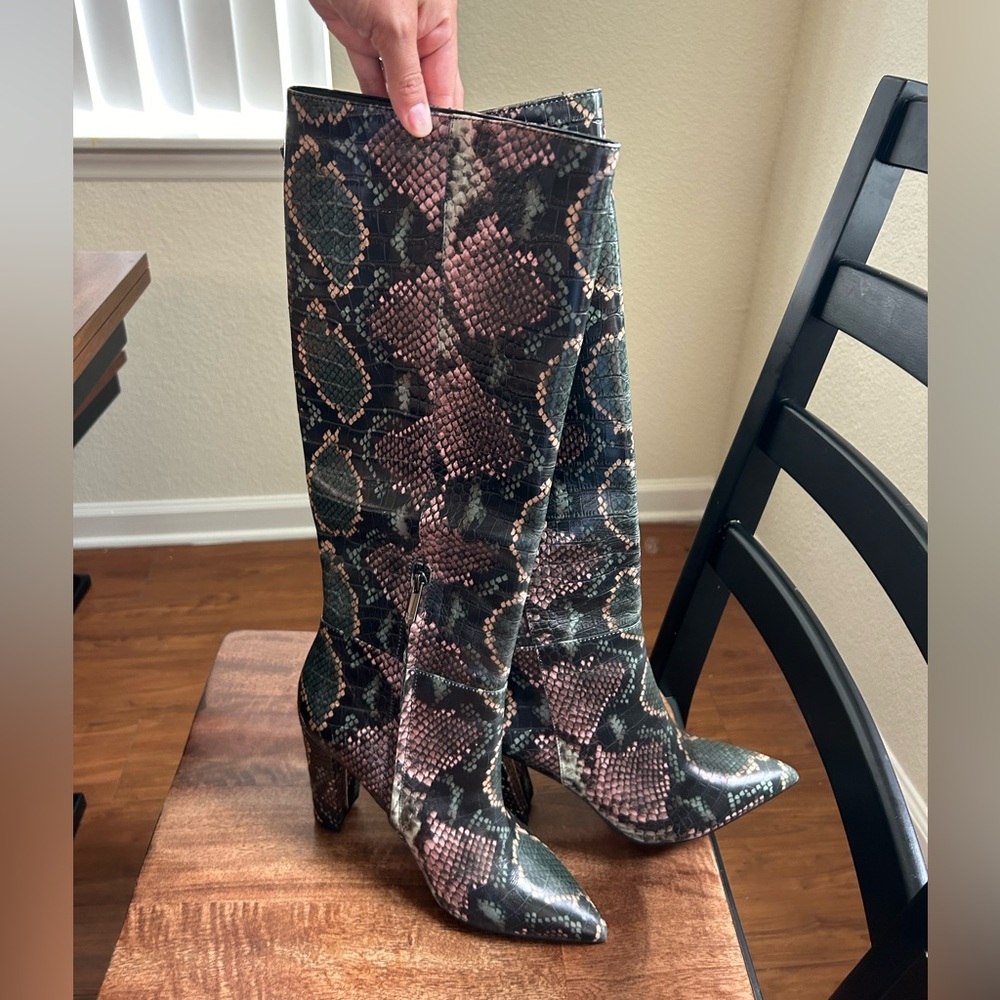 Snakeskin Pattern Knee-High Boots
